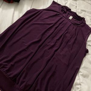 Sleeveless Turtleneck saggy blouse